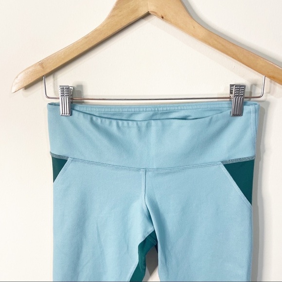 ALO Yoga Blue Green Range Mesh Crop Leggings Size Small - Picture 3 of 8